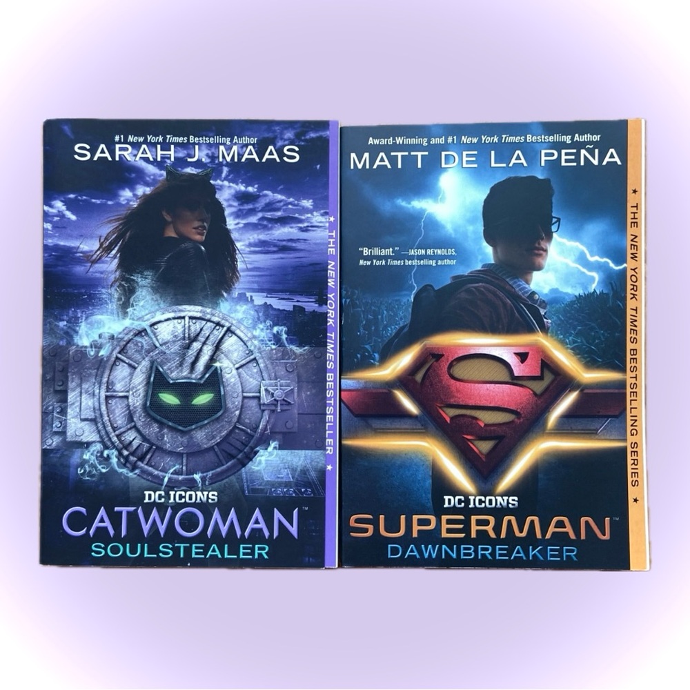 DC Icons Superman Catwoman Book set